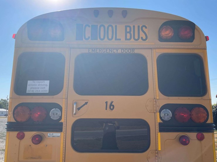 2002-bluebird-school-bus-image-30