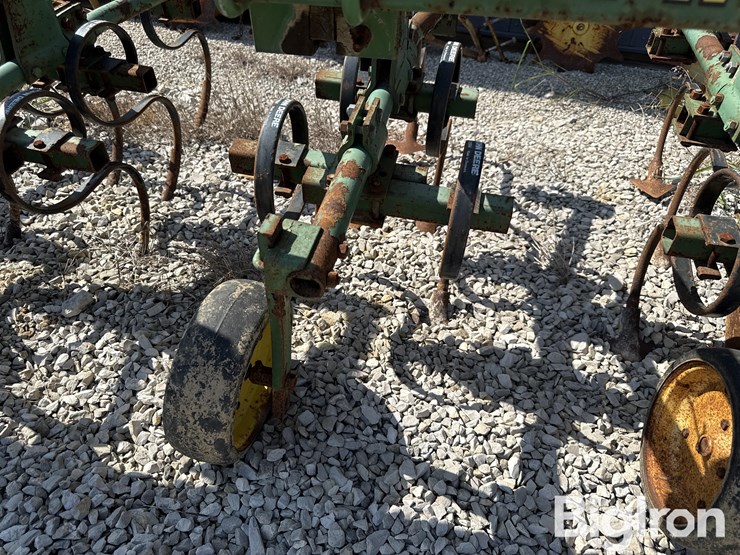 john-deere-6-image-10