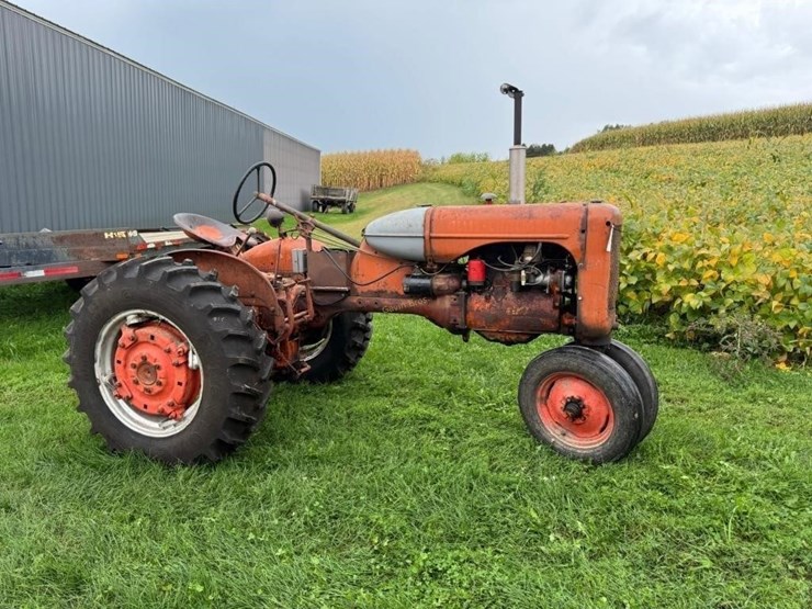 allis-chalmers-ca-tractor-image-1