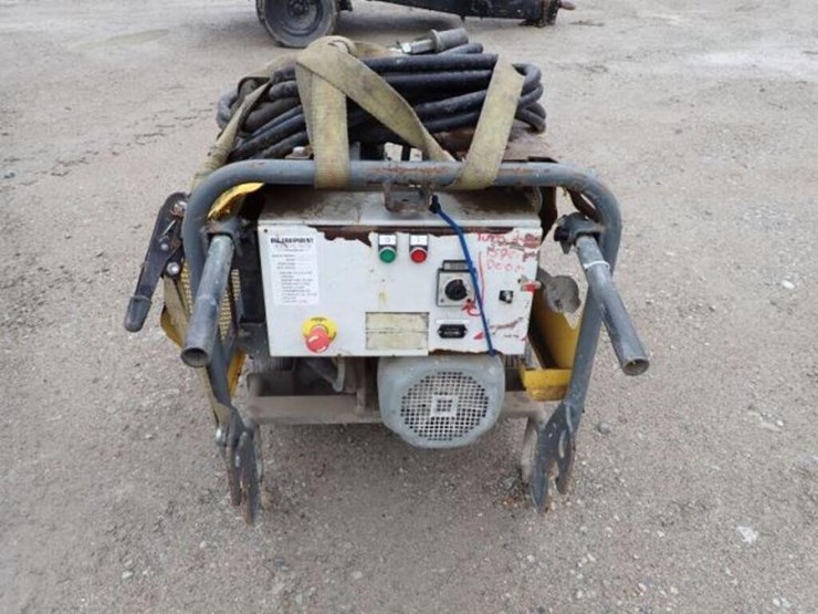 wacker-neuson-generator-image-3