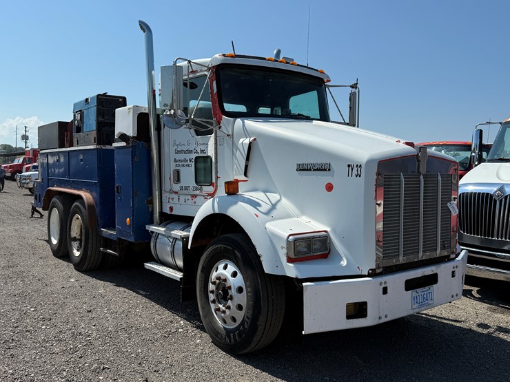 kenworth-t800-image-1