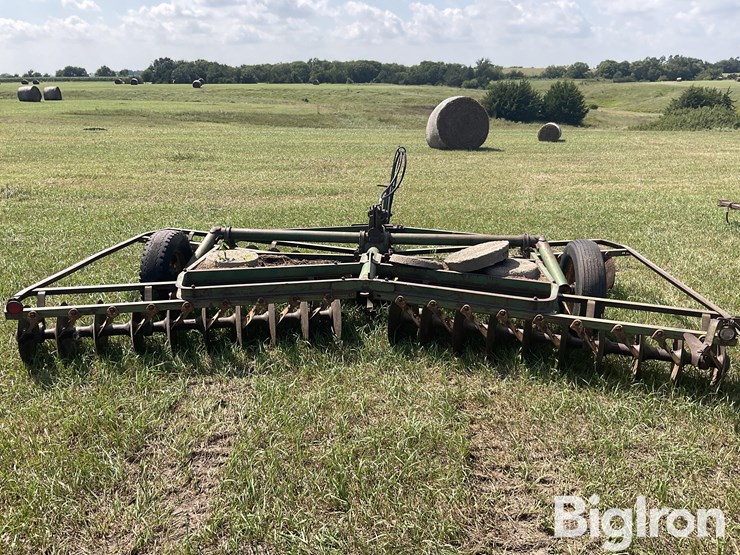 john-deere-14-image-6