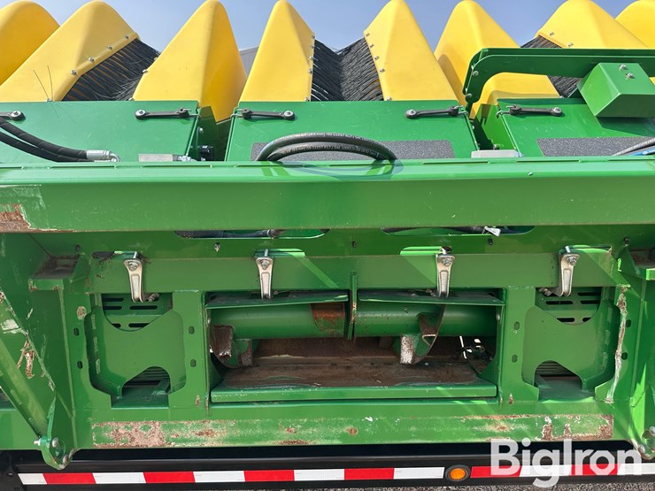 2022-john-deere-sh12r-12r-cotton-stripper-header-w/harvest-ag-trailer-image-13