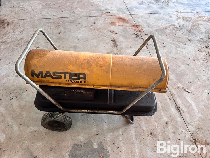 master-110,000-btu-kerosene-heater-image-7