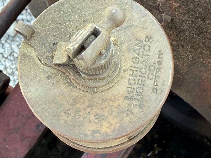 fuller-&-johnson-2-hp-hit-&-miss-engine-on-truck-cart-image-12