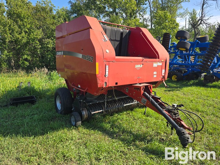 2005-case-ih-rbx562-image-3