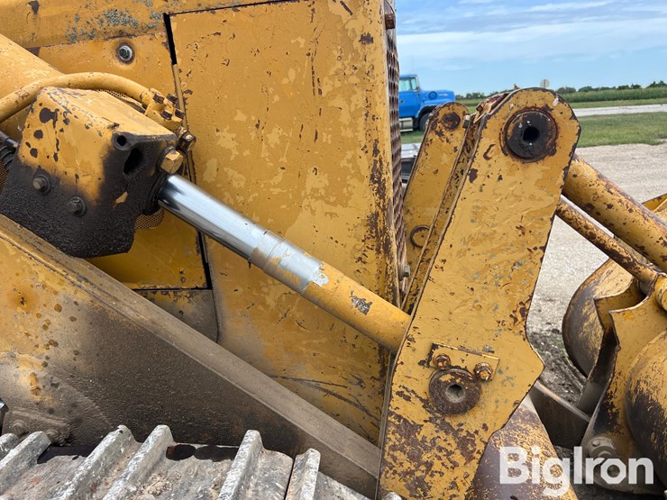 1977-caterpillar-955l-image-20