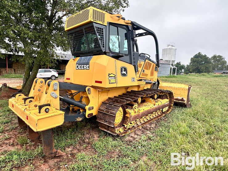 2017-deere-700k-xlt-image-5