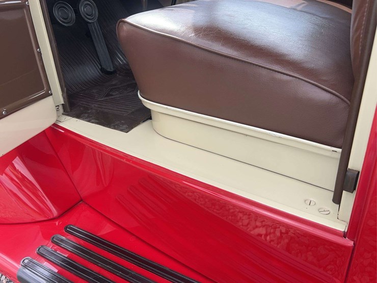 1948-diamond-t-201-one-ton-pickup-image-92