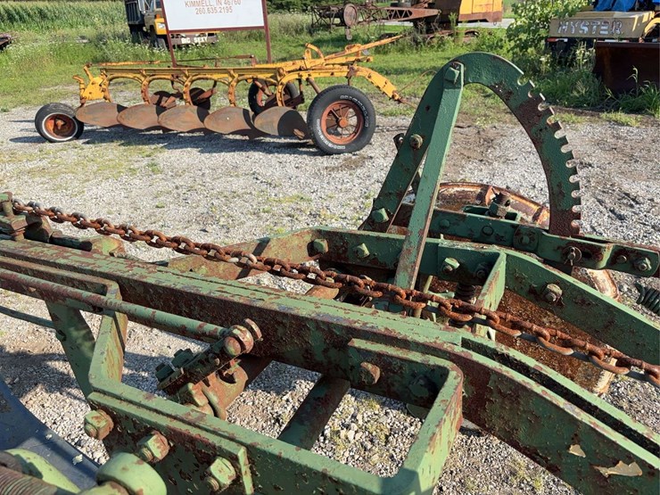 john-deere-breaker-plow-image-17
