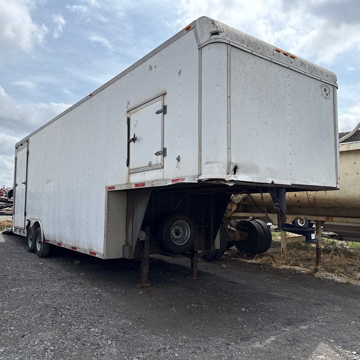 2002 CARGO EXPRESS