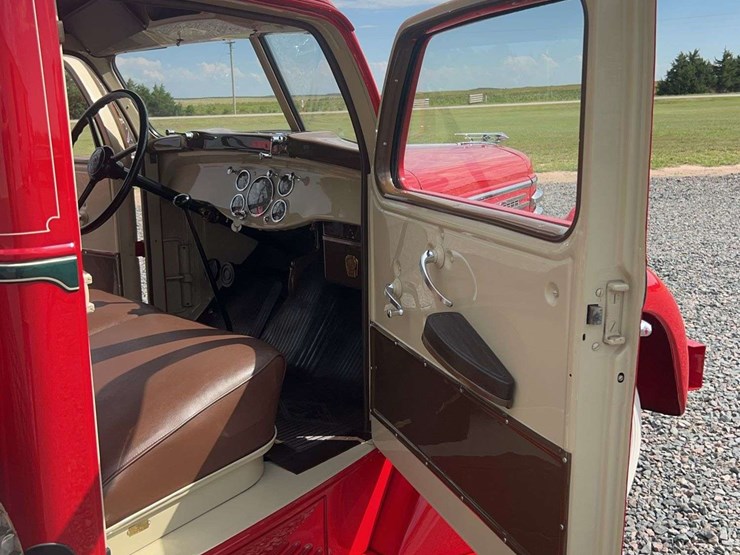 1948-diamond-t-201-one-ton-pickup-image-105