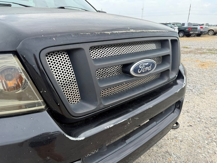 2005-ford-f150-image-19