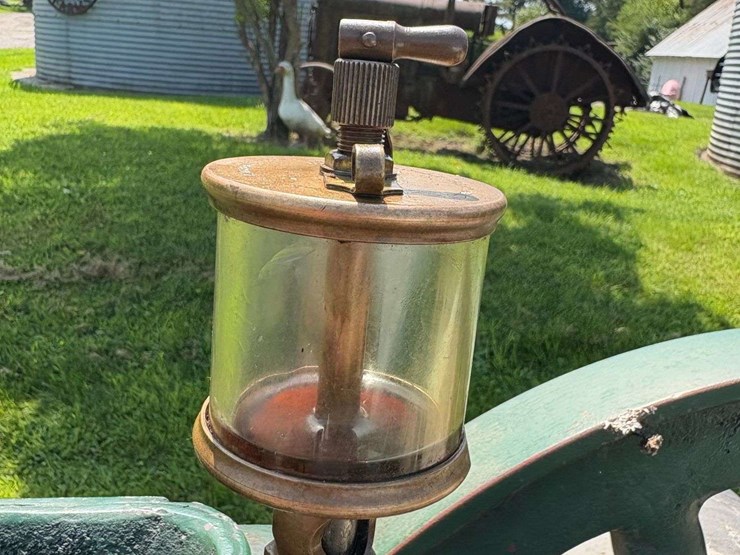 la-fonderie-de-plessisville-7hp-engine-on-cart-image-11