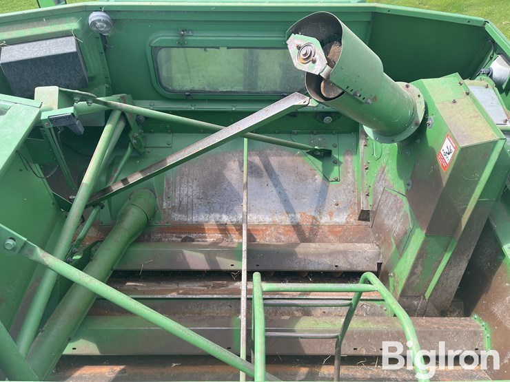 1990-john-deere-9400-image-16