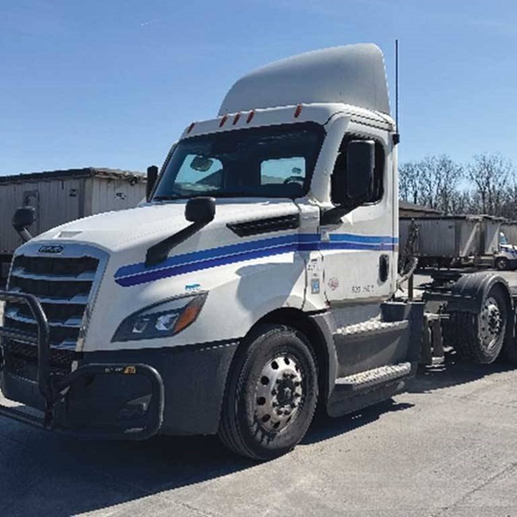 2022 FREIGHTLINER CASCADIA 126