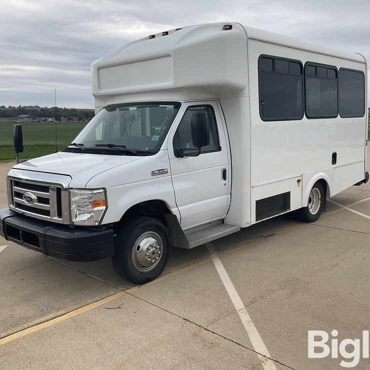 2014 FORD E350