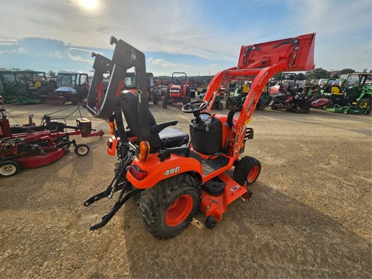 kubota-bx2380-image-15