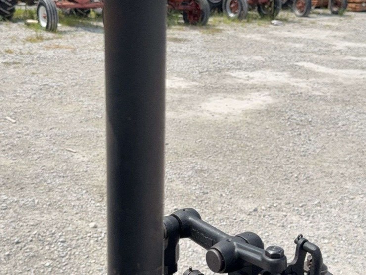 2-hp-international-harvester-“famous”-vertical-engine-with-cooling-tank-image-36