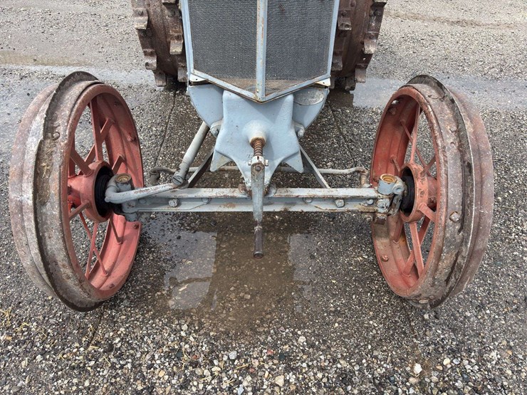 wallis-20-30-tractor-image-10