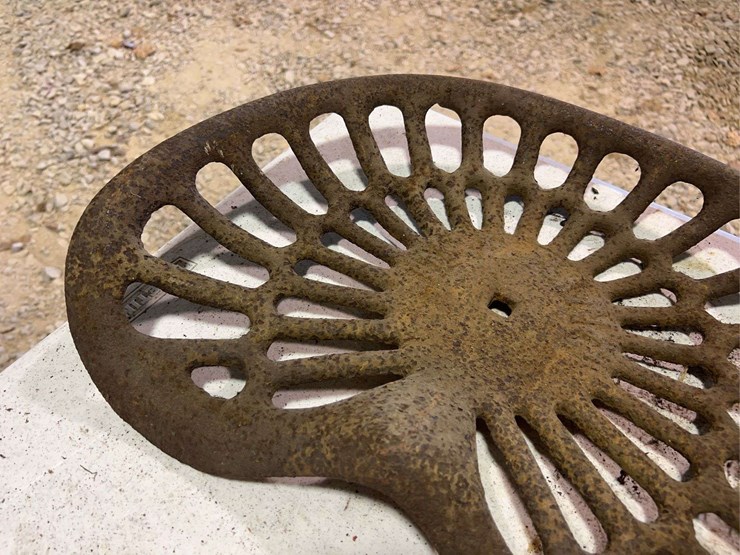 (3)-cast-iron-seats-image-3
