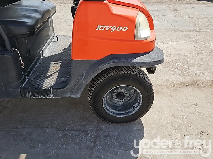 2009-kubota-rtv900-image-9