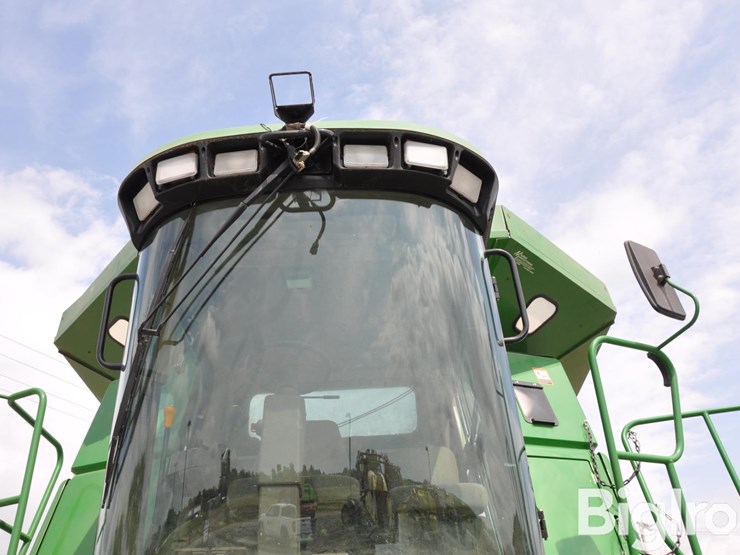 2005-john-deere-9660-sts-image-13