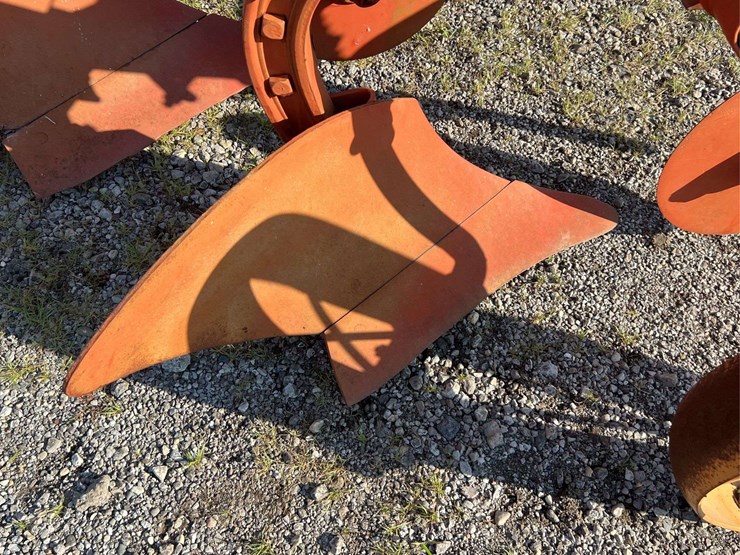 moline-5-bottom-plow-image-31