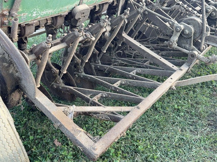 8ft-grain-drill-image-16