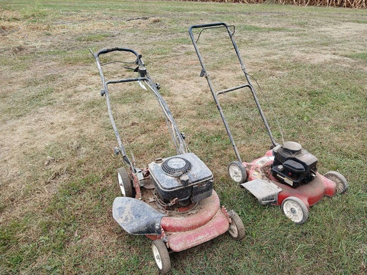 2-lawn-mowers-image-1