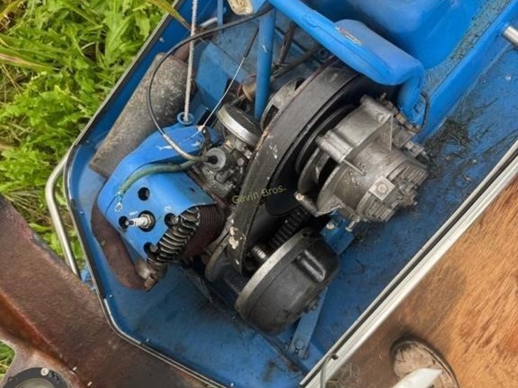 polaris-vintage-snowmobile-image-6