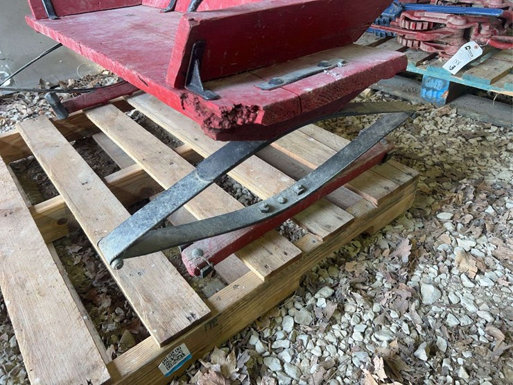 (4)-horse-collars-and-a-wagon-seat-image-10