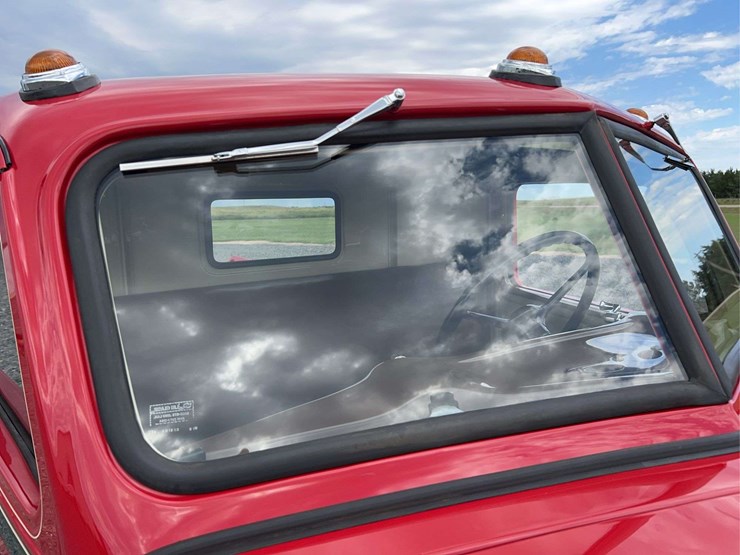 1948-diamond-t-201-one-ton-pickup-image-34