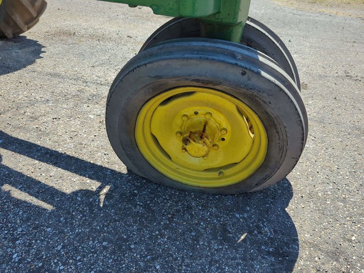 john-deere-b-image-14