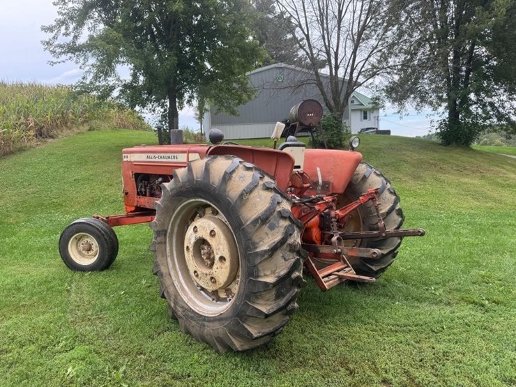 allis-chalmers-d19-gas-tractor-image-8