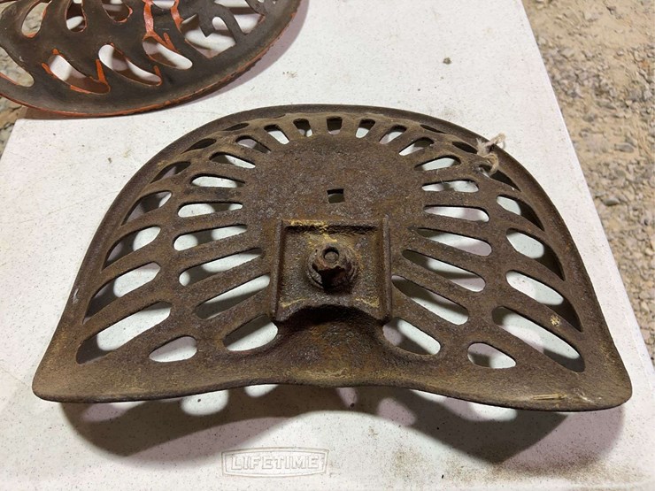(3)-cast-iron-seats-image-15