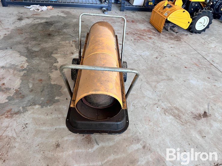 master-110,000-btu-kerosene-heater-image-2