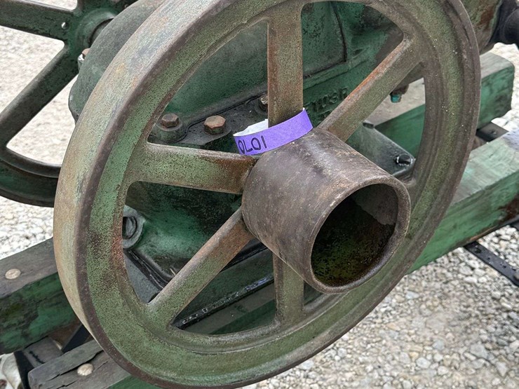 john-deere-1½-hp-type-e-hit-and-miss-engine-image-19