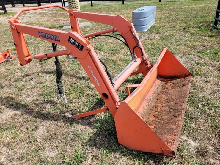 kubota-la402-image-3