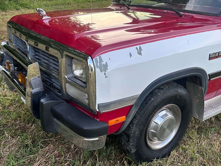 1991-dodge-d250-image-4