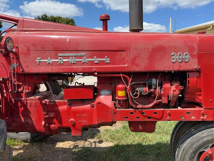 farmall-300-image-68
