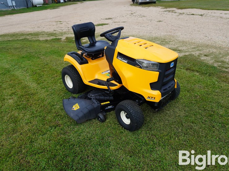 2019-cub-cadet-lt50-50"-lawn-tractor-image-3