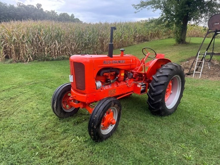 1949-allis-chalmers-wf-tractor-image-2