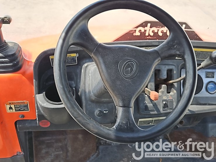 2009-kubota-rtv900-image-19