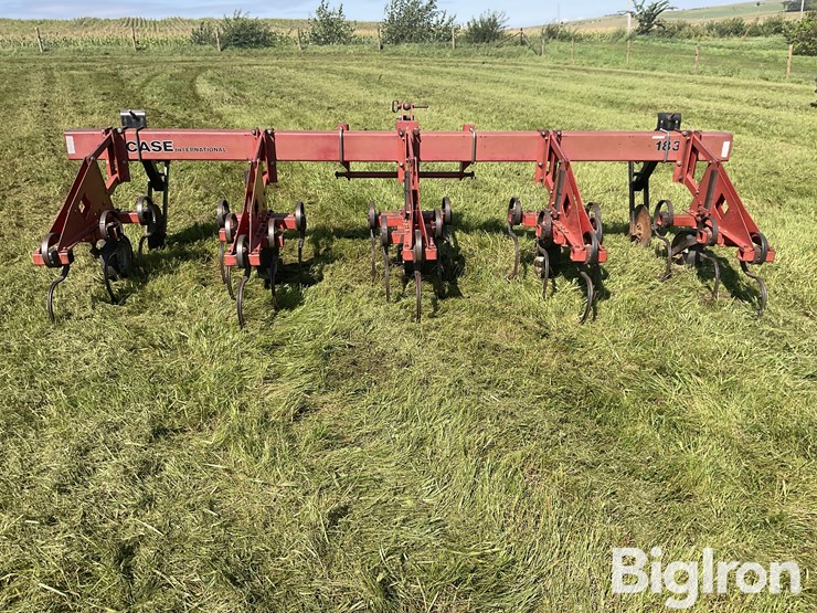 case-ih-183-image-6