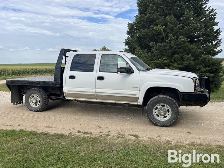 2004-chevrolet-silverado-2500-image-4