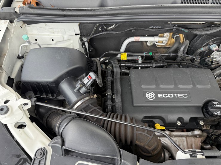 2019-buick-encore-image-35