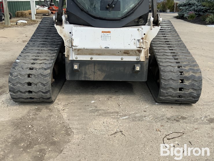 2021-bobcat-t870-image-13