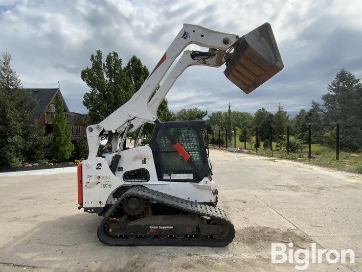 2021-bobcat-t870-image-10