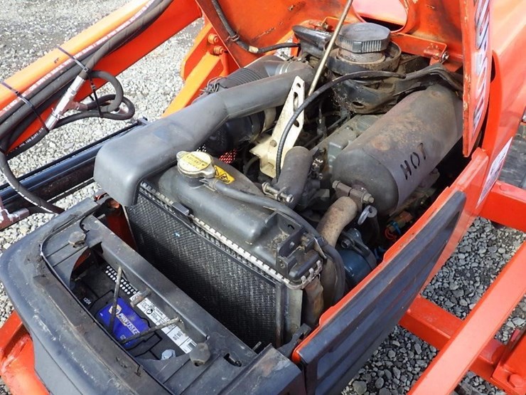2005-kubota-b7510-image-16